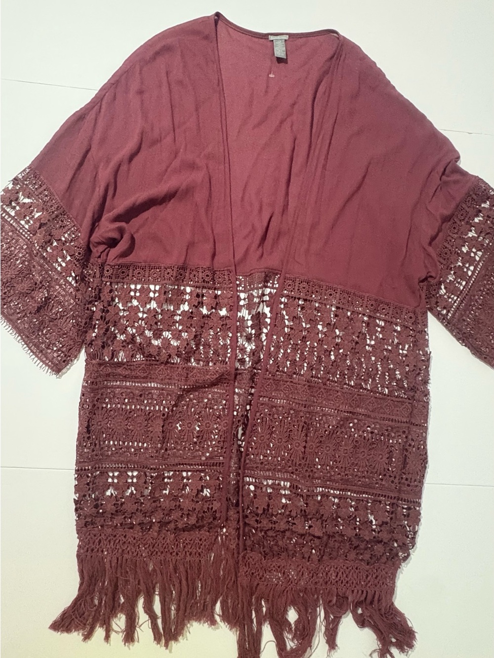 Charlotte Russe Crochet Fringe Kimono - Burgundy
